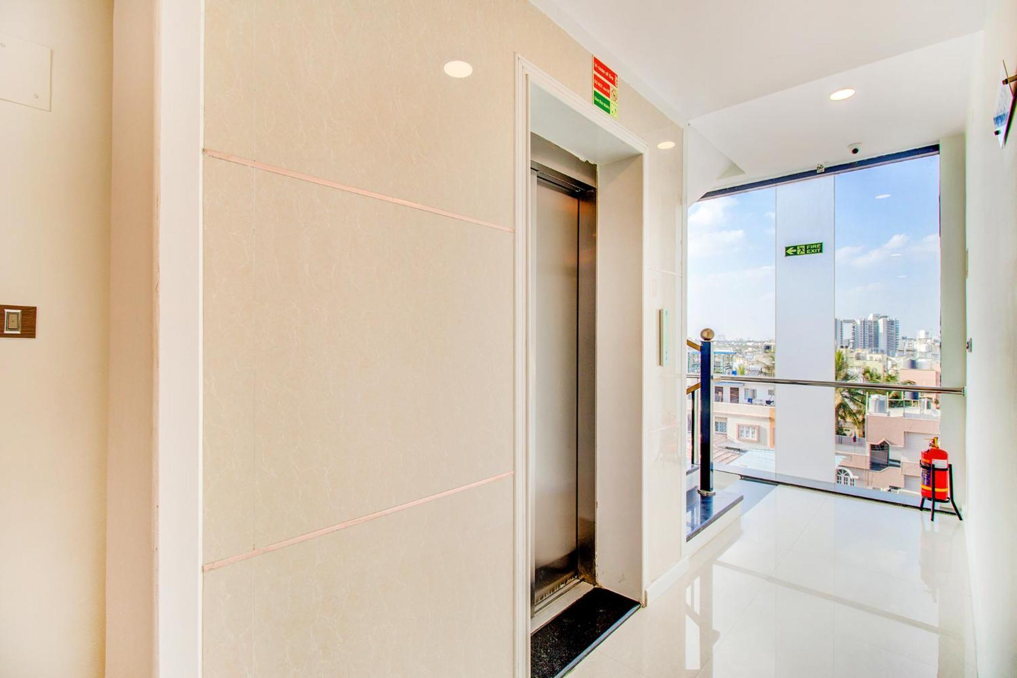 Fabhotel The Royal Suites - Nr Gopalan Innovation Mall Bangalore Eksteriør billede