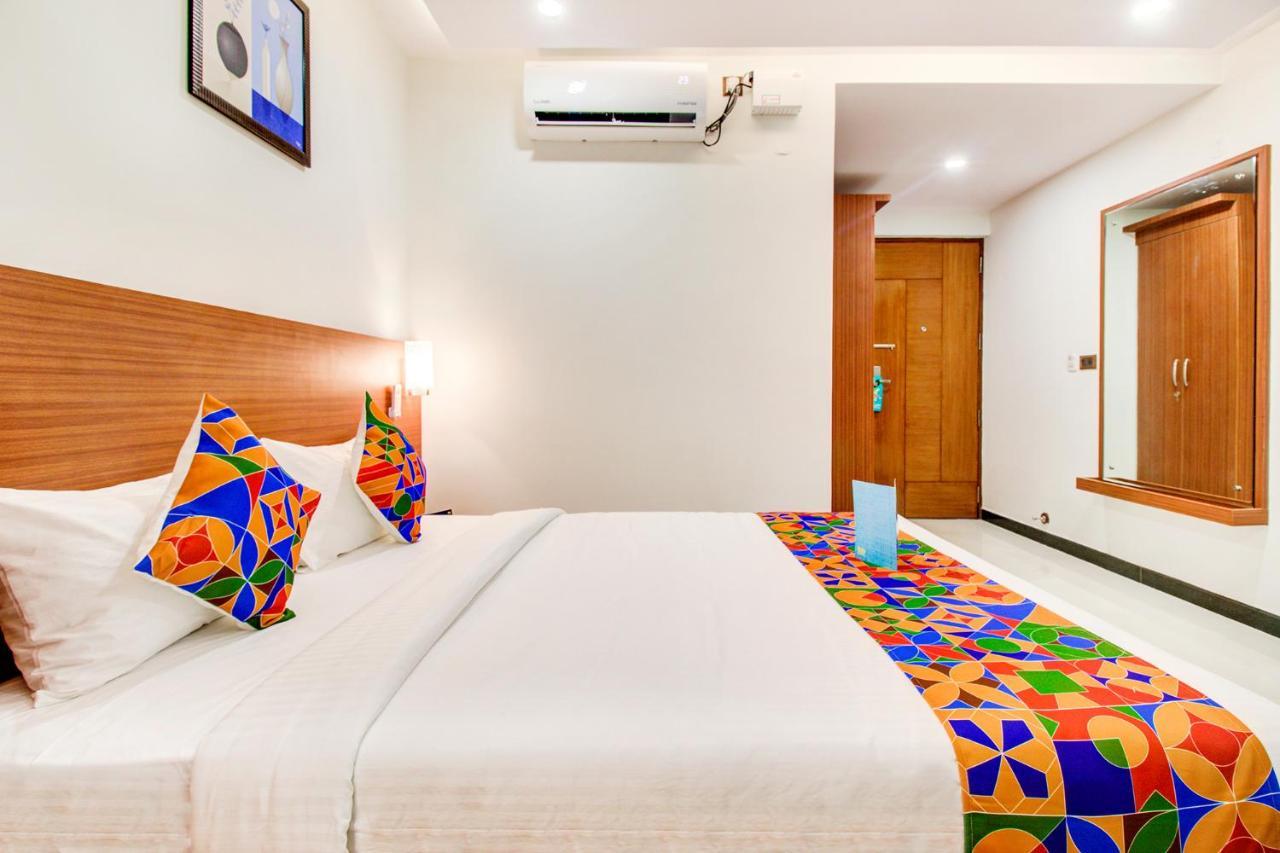 Fabhotel The Royal Suites - Nr Gopalan Innovation Mall Bangalore Eksteriør billede